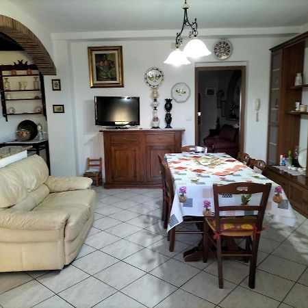 Casa Vacanze Antonella Oristano Ngoại thất bức ảnh
